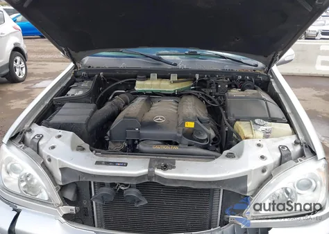 2003 Mercedes-Benz Ml 500 z USA, uszkodzony, nr VIN 4JGAB75E13A404415